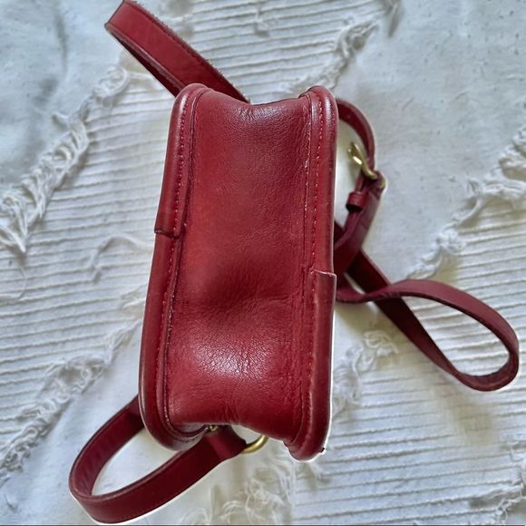 VINTAGE COACH CAMERA Bag Red Leather Shoulder Crossbody Handbag Purse H5C- 9973 - Picture 9 of 16